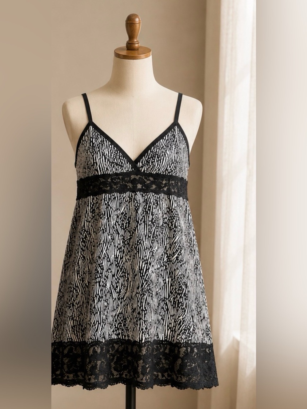 Chic Black and White Lace Chemise